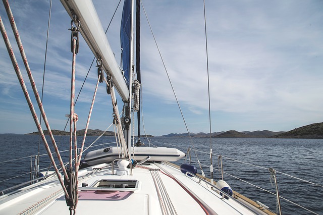 Na naszym internetowym serwisie sailstore.pl odszukać można świetnej jakości ofertę tyczącą się jachtowej elektroniki! 2022